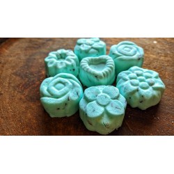 Praline pentru băi bazice cu MENTĂ și LAVANDĂ  - DEZMIERDARE !