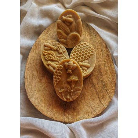 Săpun artizanal cu miere și lotus